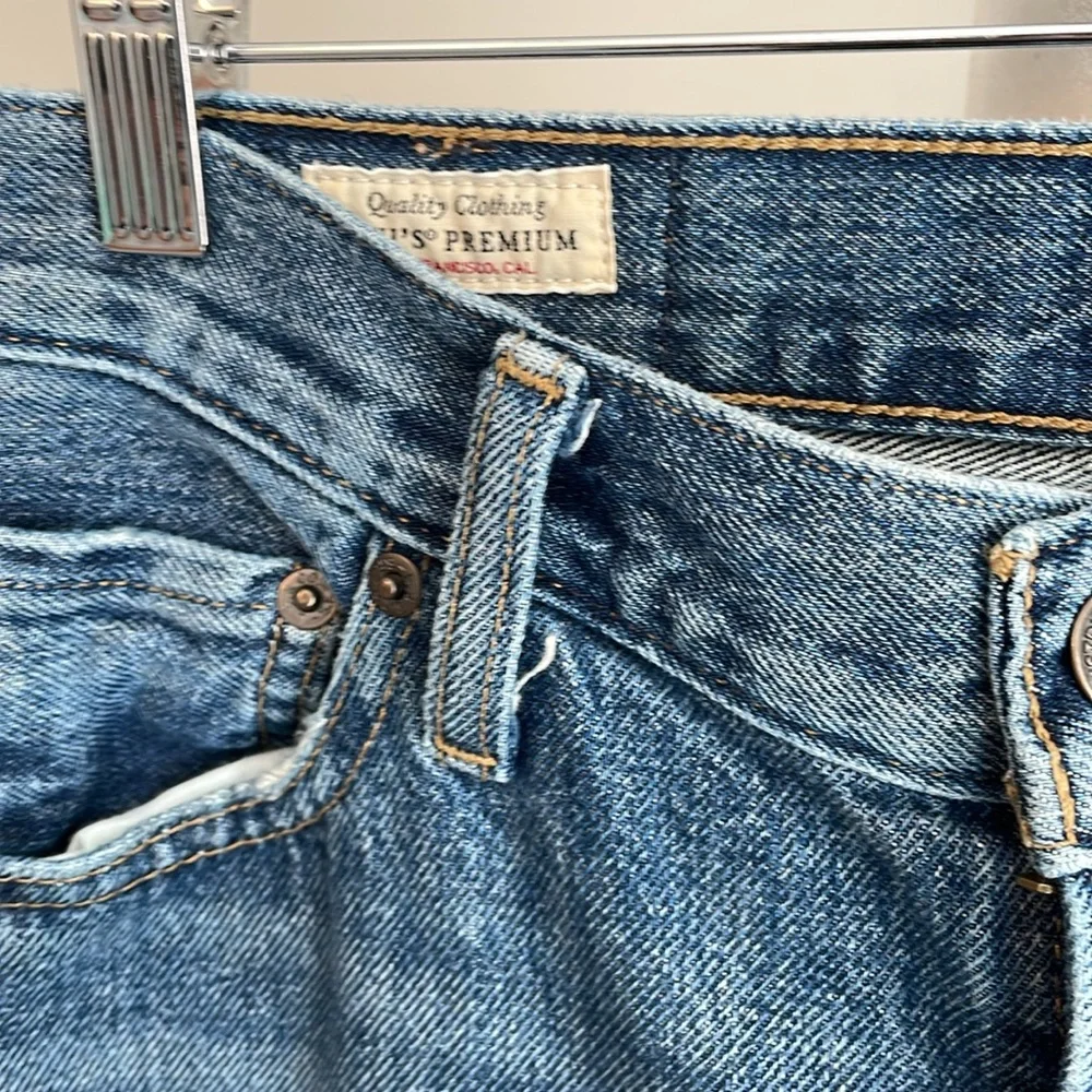 Women’s Levi’s baggy dad 26 waist - Picture 3 of 6